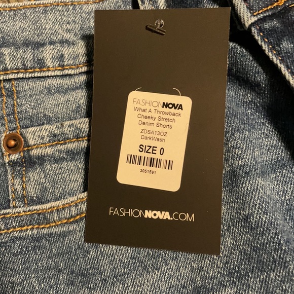 NWT Fashion Nova Blue Jean Shorts - Picture 5 of 8